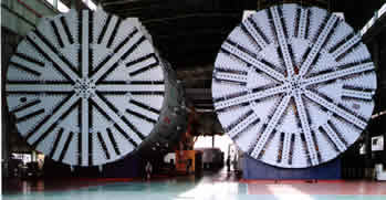 Slurry shield machines (14.14 meters in diameter)